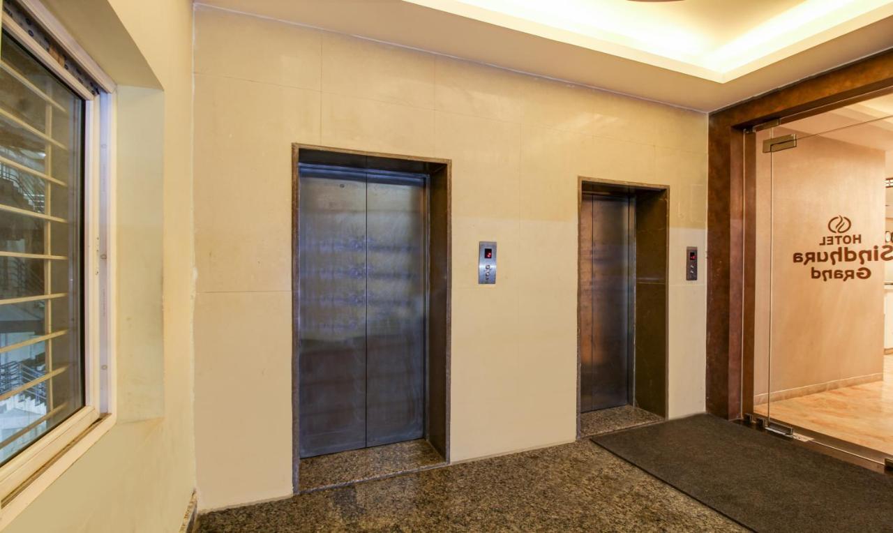 Treebo Trend Sindhura Grand Hotel Hyderabad Exterior photo